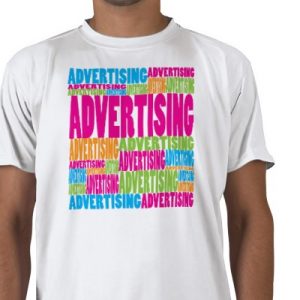 Select t-shirt with print for good advertising